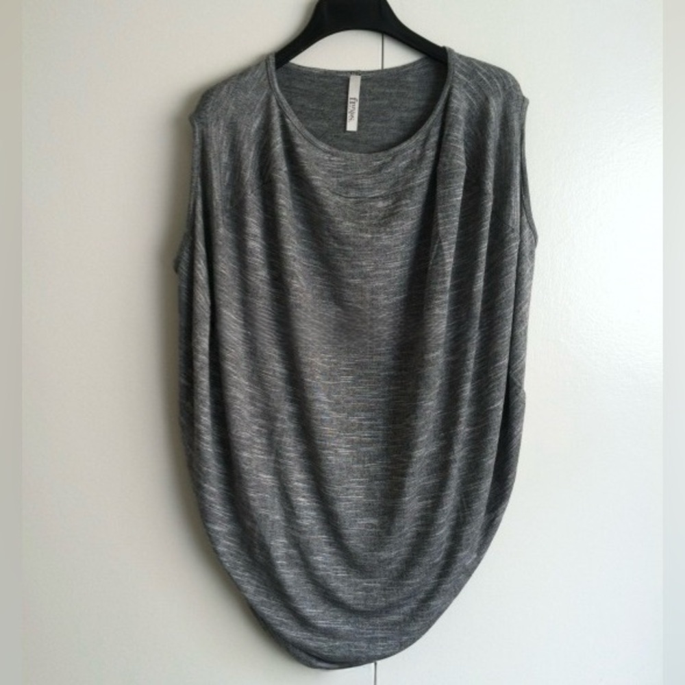 Fluxus Sweater Knit top